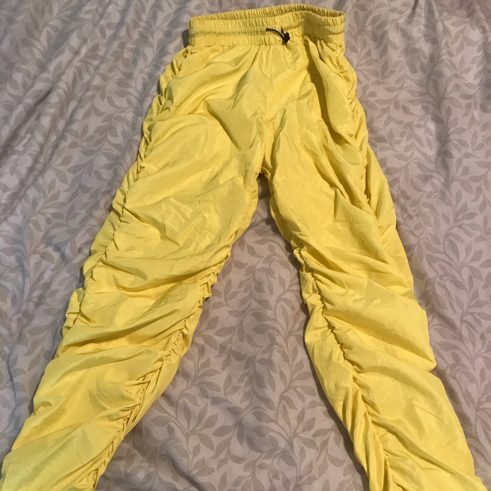 Ripples Yellow Pants